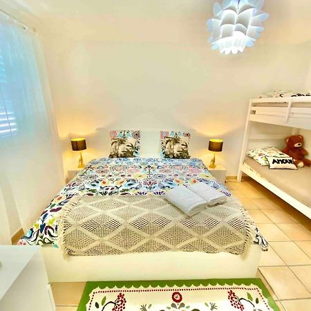 Villa Magellan, Walkable Orient Bay Beach, Private Pool Exterior foto